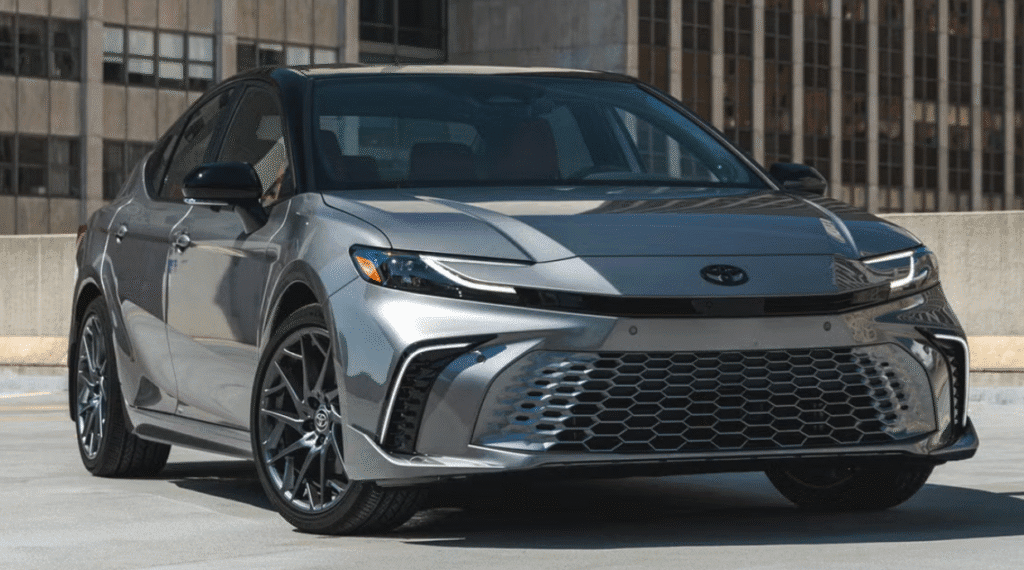 تويوتا كامري